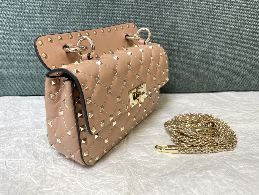 Valentino Garavani Rockstud Spike Small Chain Bag in Nude Supple Lambskin Nappa